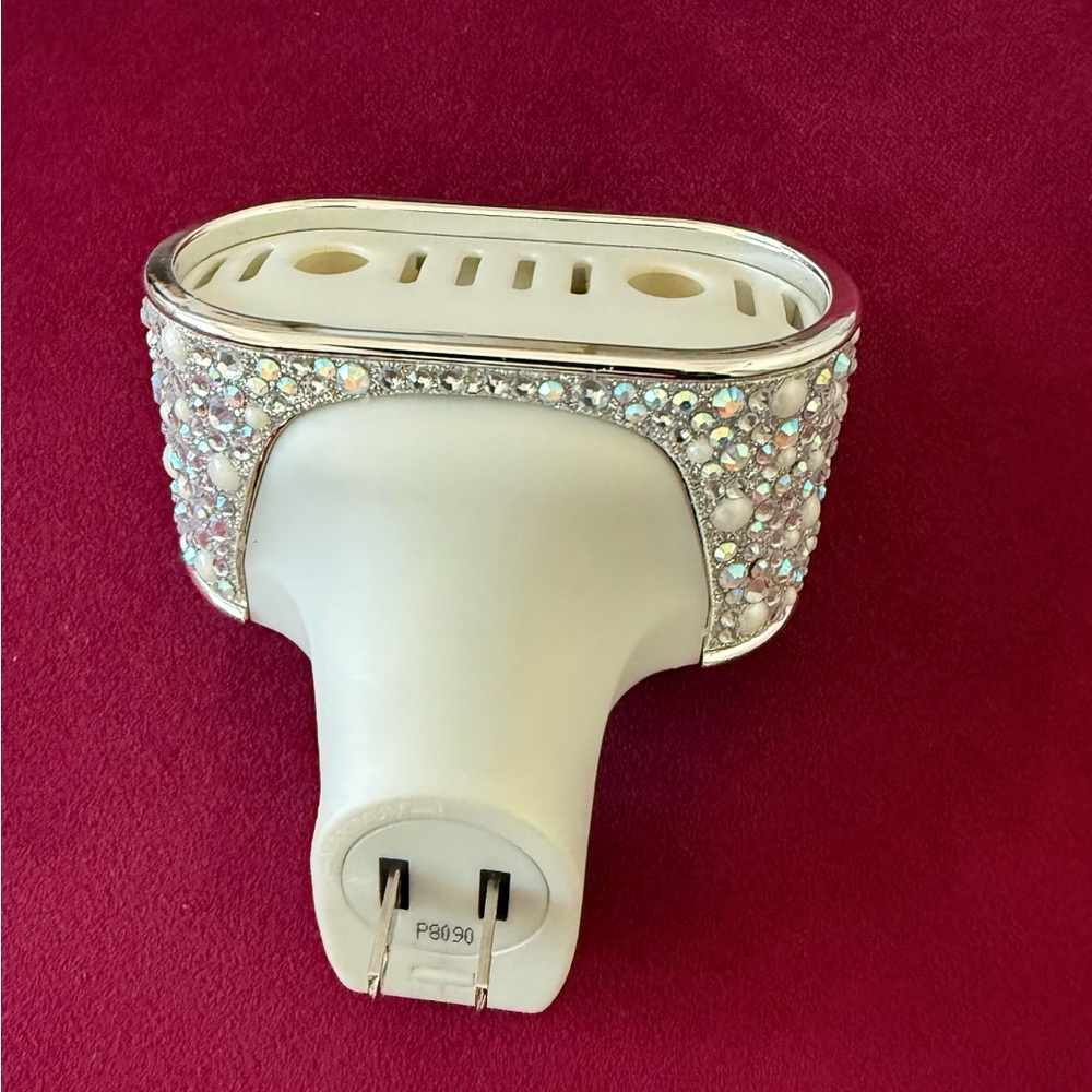 Sparkling Rhinestone Night Light - Picture 4 of 6